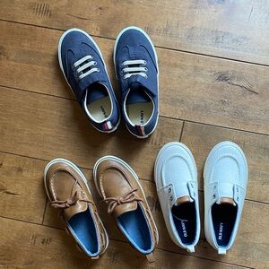 Old Navy Kids Sneakers - Navy, Brown, and Cream size 11